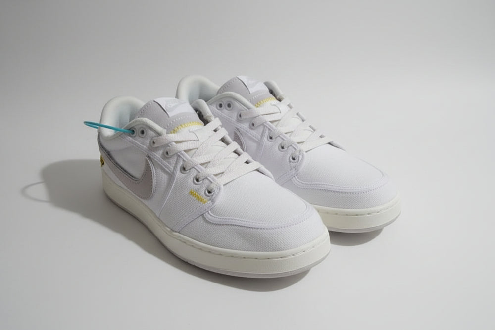Minimalist Canvas Low-Top Sneaker